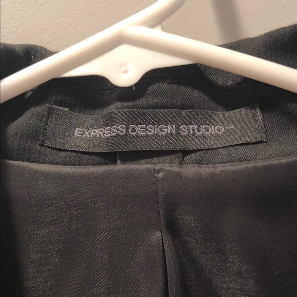 Express Blazer - Picture 2 of 5